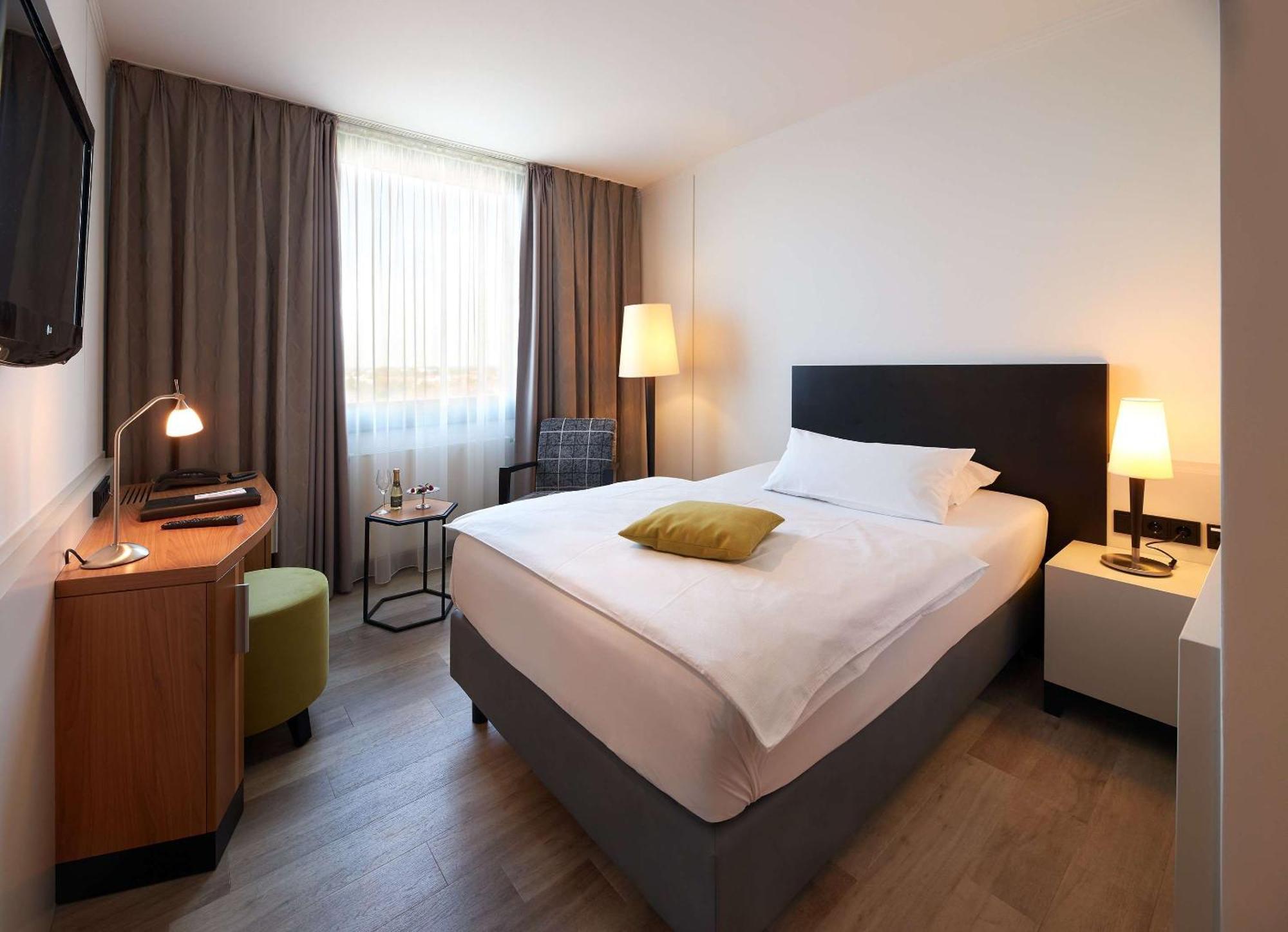 Best Western Plus Arosa Hotel Paderborn Ngoại thất bức ảnh